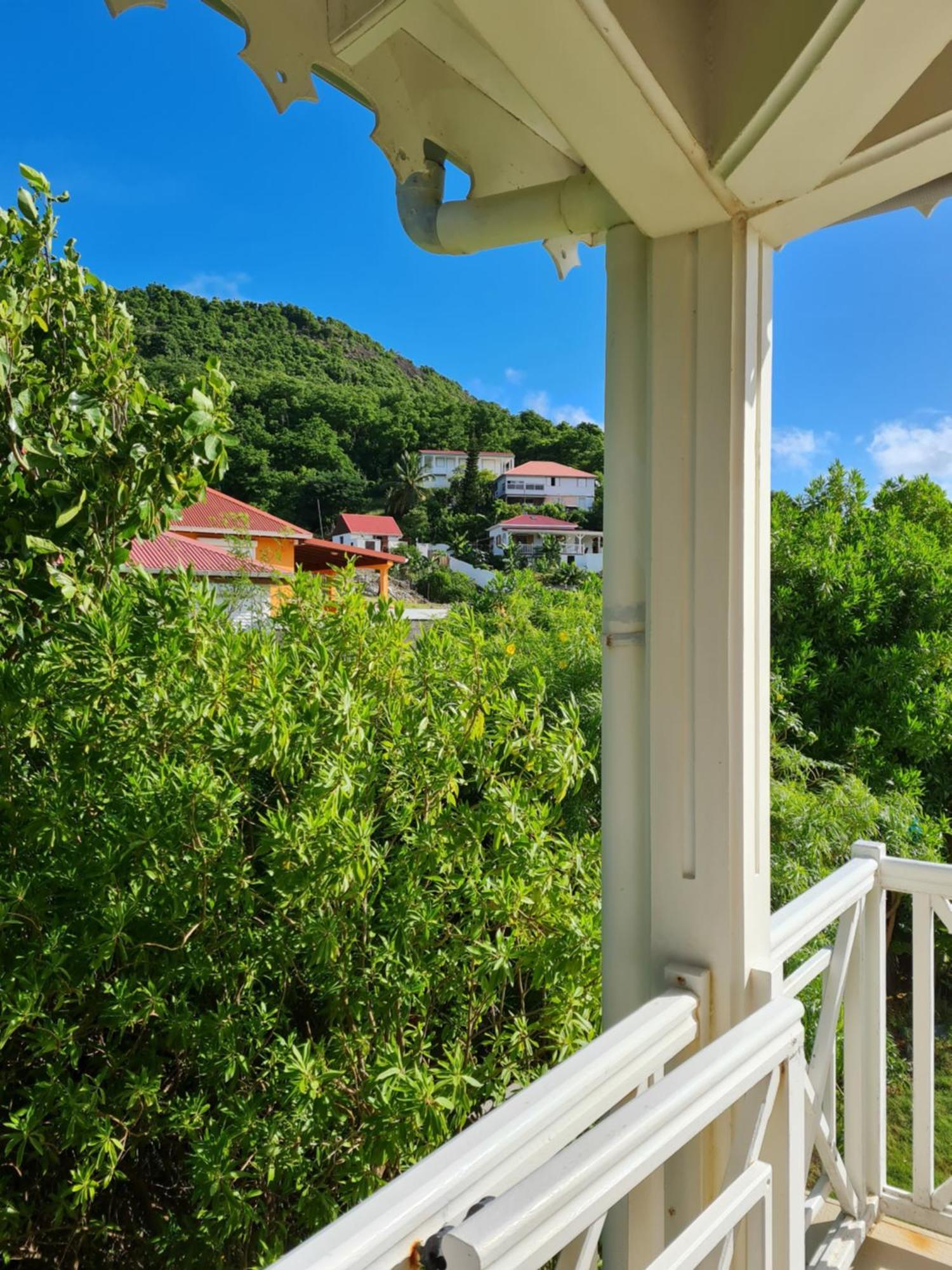 Chez Gisele Et Philippe Villa Terre-De-Haut Ruang foto