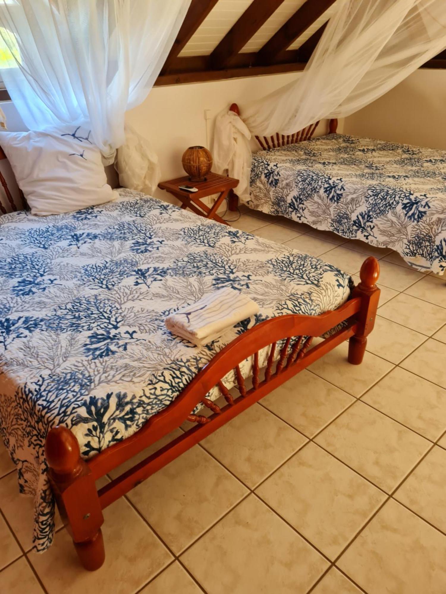 Chez Gisele Et Philippe Villa Terre-De-Haut Ruang foto